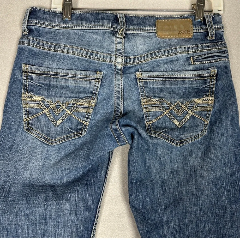 BKE Aiden Jeans Men 30X30 Blue Straight Leg Embroidered Distressed Stretch Denim